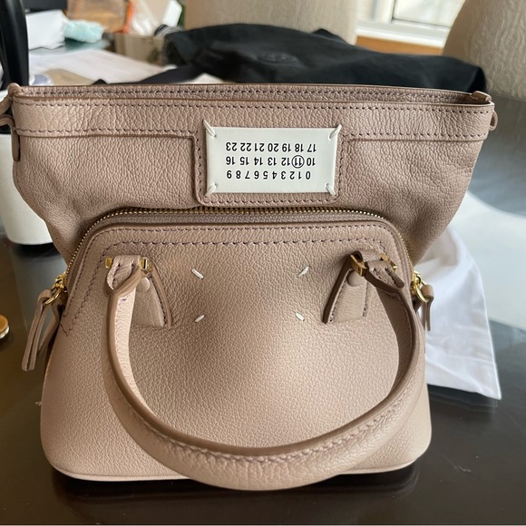 Maison Margiela Hang Bag Pink Misty 5AC Classique. - Picture 4 of 6